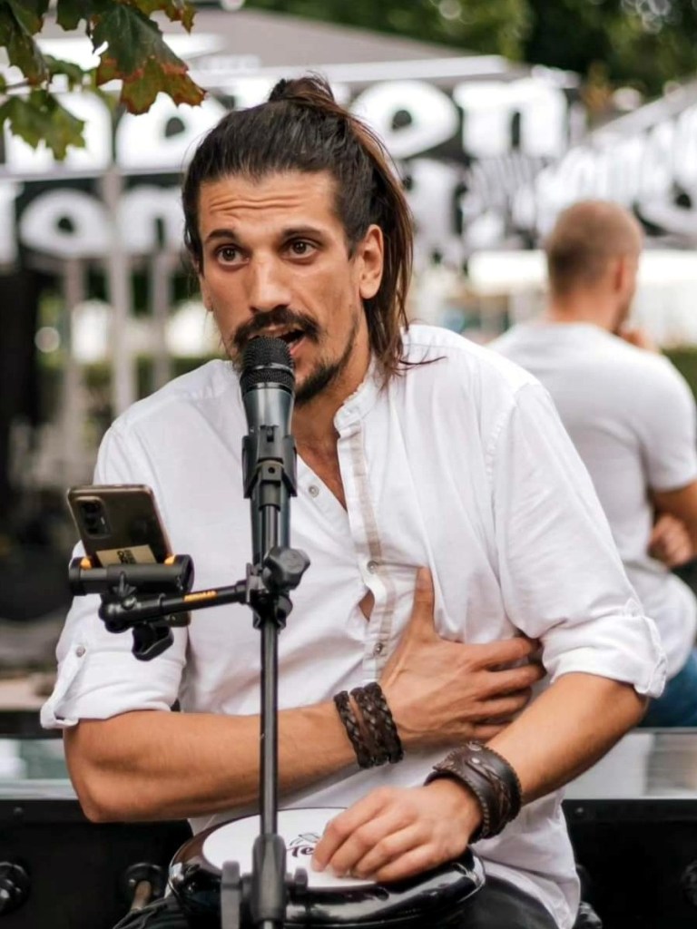 Aleksandar Mišović
Silikon